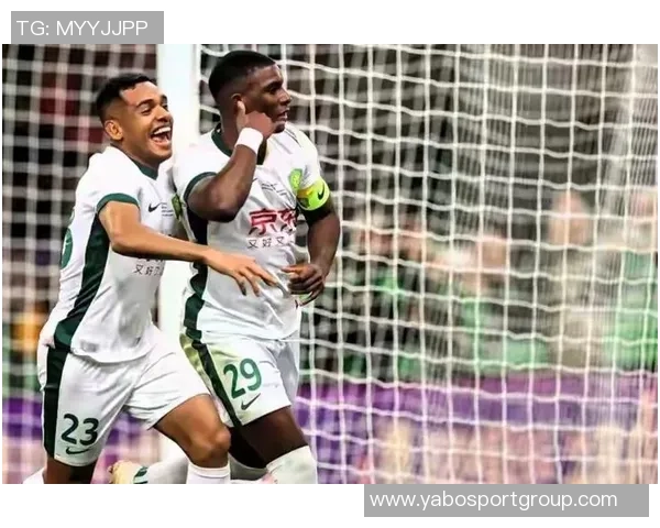 瓦科点射成功追平法比奥赛季罚点第三次破门展现出色状态